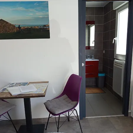 Et Salle D'eau Dans Dependance 20 M2, Velos 게스트하우스 Les Sables-dʼOlonne