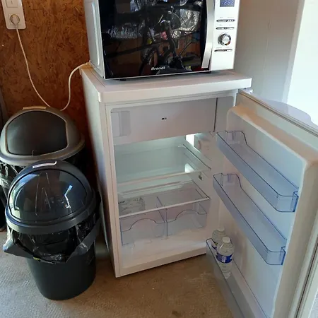Et Salle D'eau Dans Dependance 20 M2, Velos * لي سابلِ دولونْ