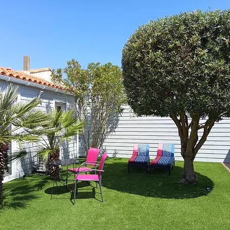 بيت ضيافة Et Salle D'eau Dans Dependance 20 M2, Velos لي سابلِ دولونْ