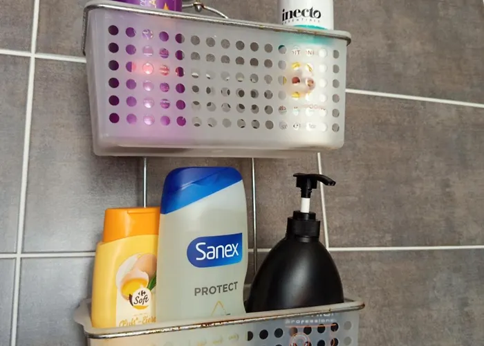 Maison d'hôtes Et Salle D'eau Dans Dependance 20 M2, Velos