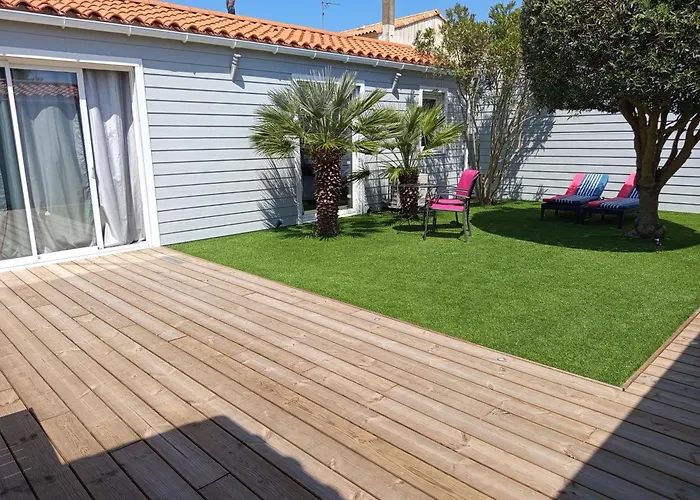 Et Salle D'eau Dans Dependance 20 M2, Velos 3*